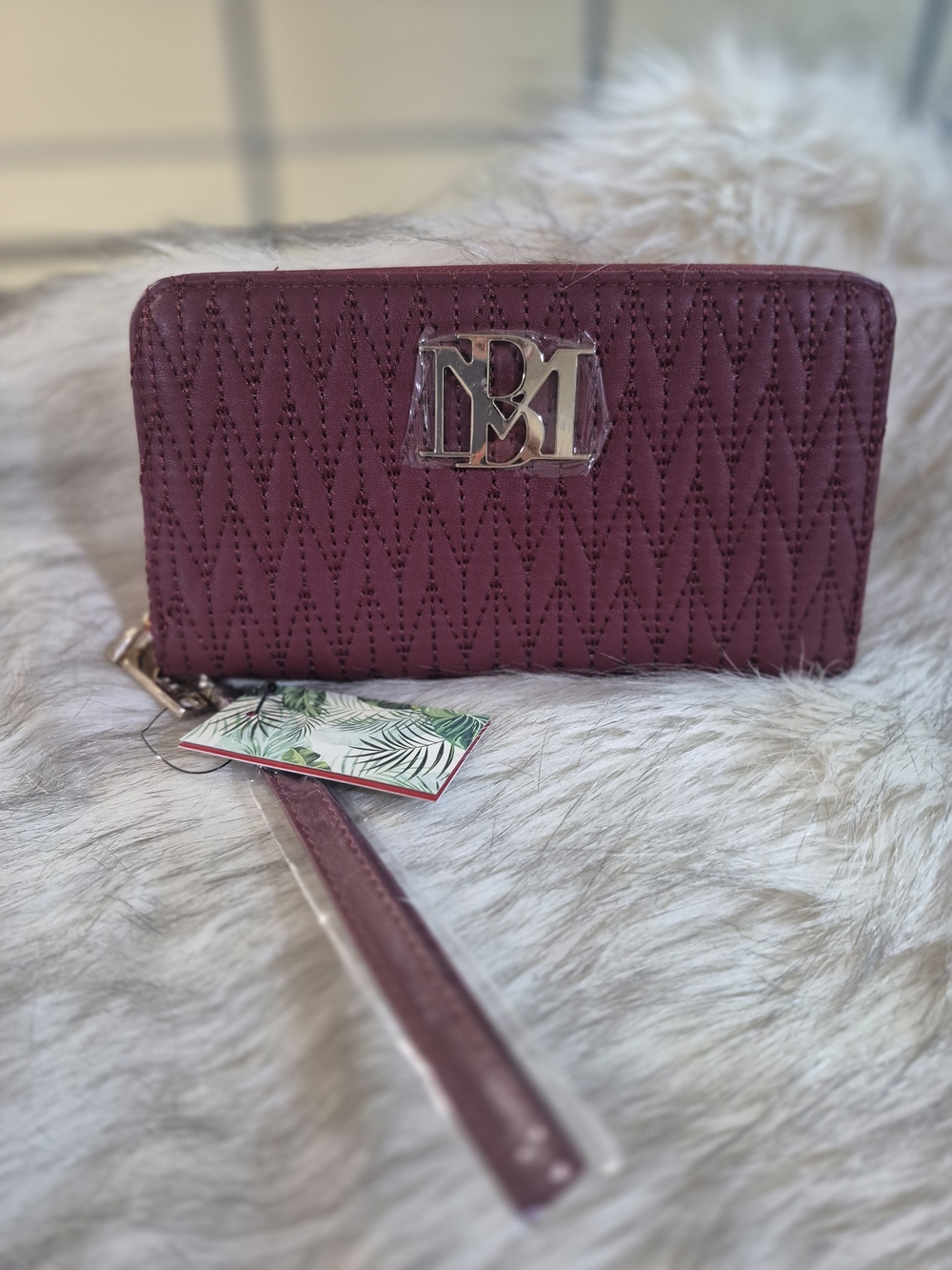 Quilted Wristlet Wallet - Burgundy